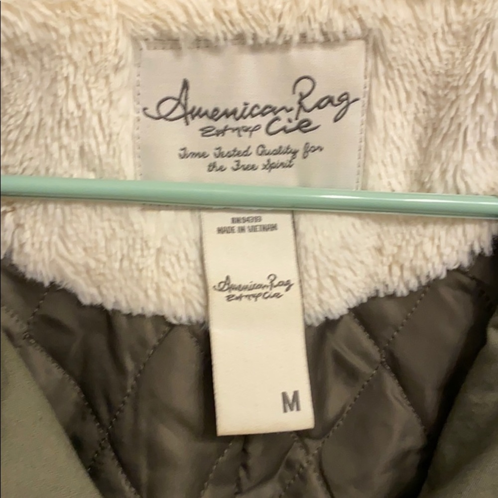 Jacket - Picture 3 of 4
